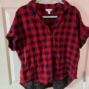 Time and Tru Cotton Gingham Blouse Black and Red Large